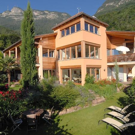Schloss-Hof Eppan an der Weinstraße Eksteriør billede