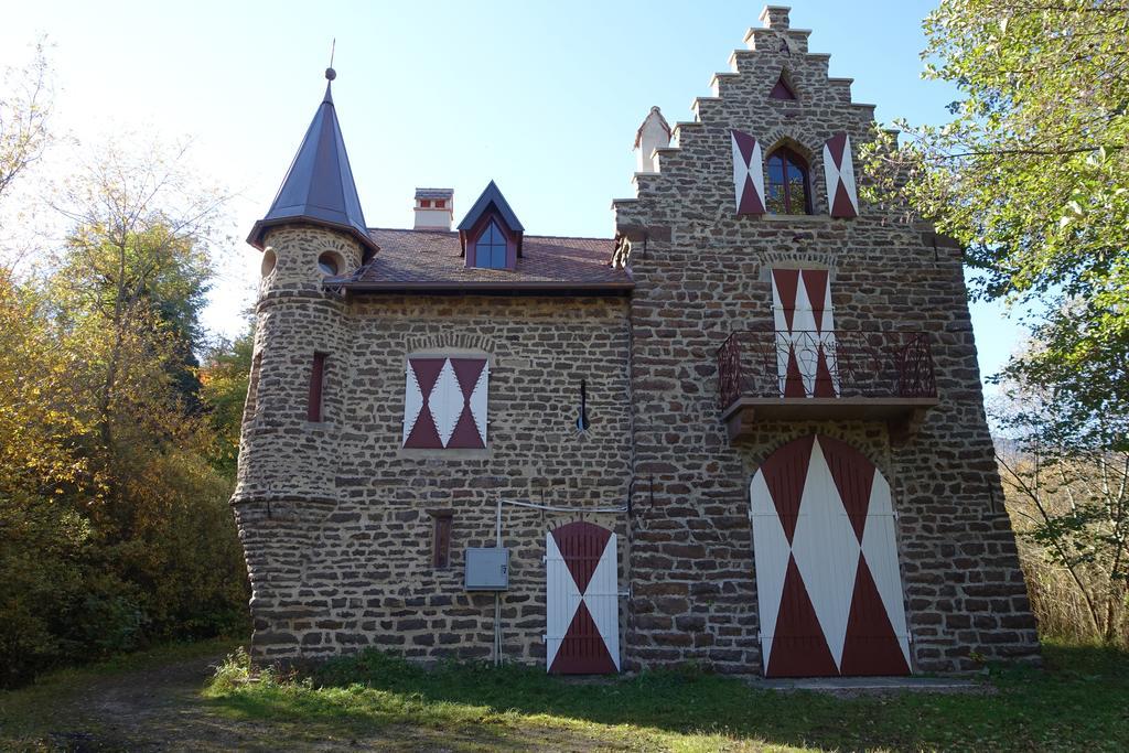 Schloss-Hof Eppan an der Weinstraße Eksteriør billede